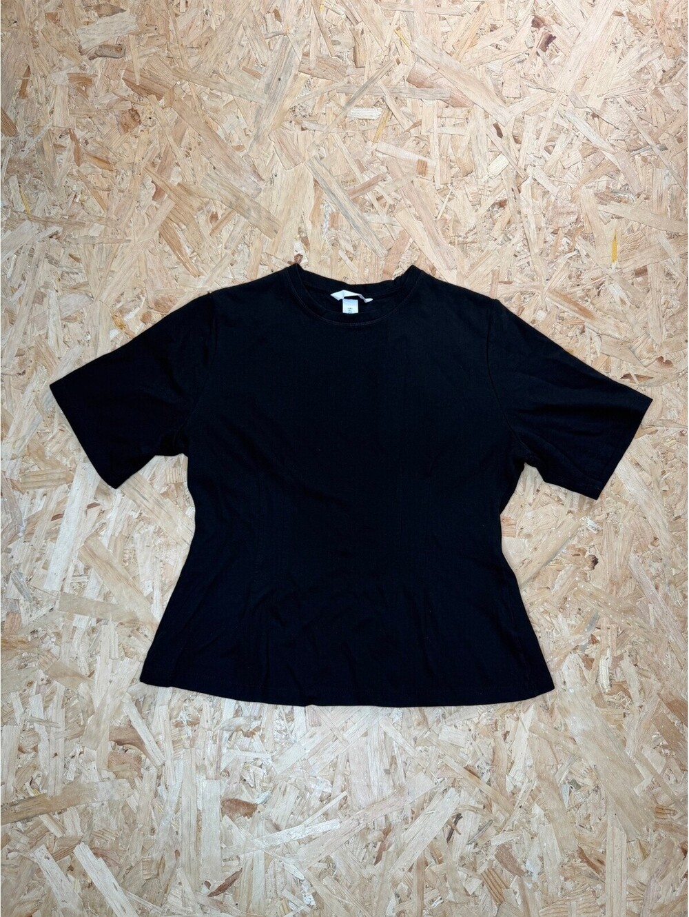 H&M Black Corset Style Seam Knit Top Womens Size Large Short Sleeve Crew Neck